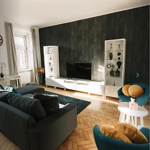 Orestaliving - On The Danube Canal Friedensbruecke Apartamento
