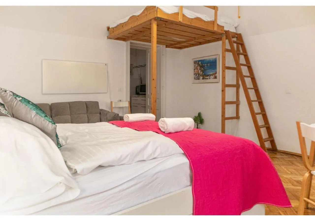 Optimal Apartment, 5 Persons, Long Stay Discount Wenen Oostenrijk