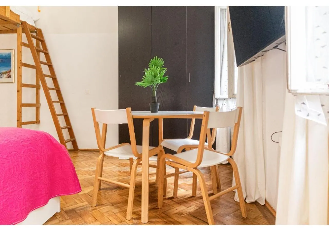 Optimal Apartment, 5 Persons, Long Stay Discount Wenen Appartement