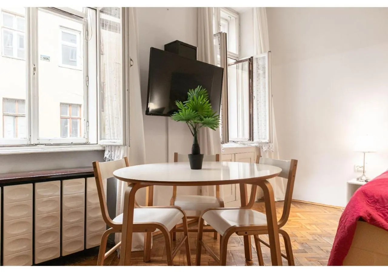 Appartement Optimal Apartment, 5 Persons, Long Stay Discount Wenen Oostenrijk